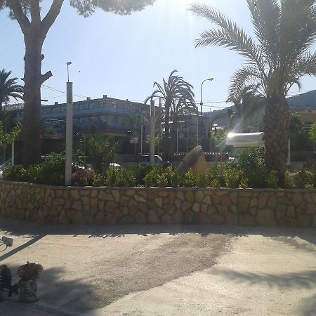 Camping La Torreta Hotel Benidorm Bagian luar foto